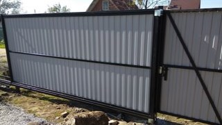 Купить сваи для ворот в Саянск. Заказать ворота на сваях под ключ от 21668 руб